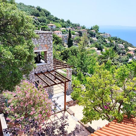 Ryalos Villas กาลามาตา ภายนอก รูปภาพ
