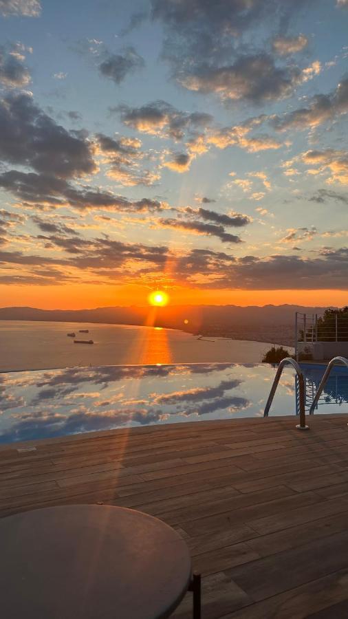 Ryalos Villas กาลามาตา ภายนอก รูปภาพ