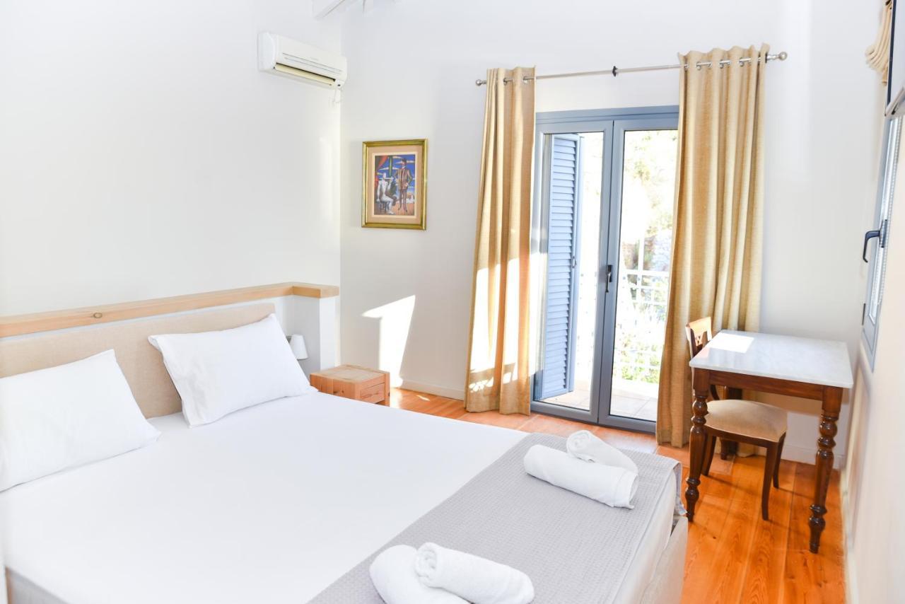 Ryalos Villas กาลามาตา ภายนอก รูปภาพ