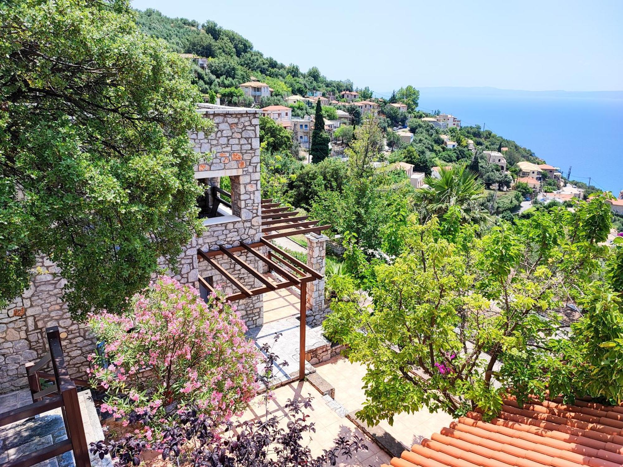 Ryalos Villas กาลามาตา ภายนอก รูปภาพ